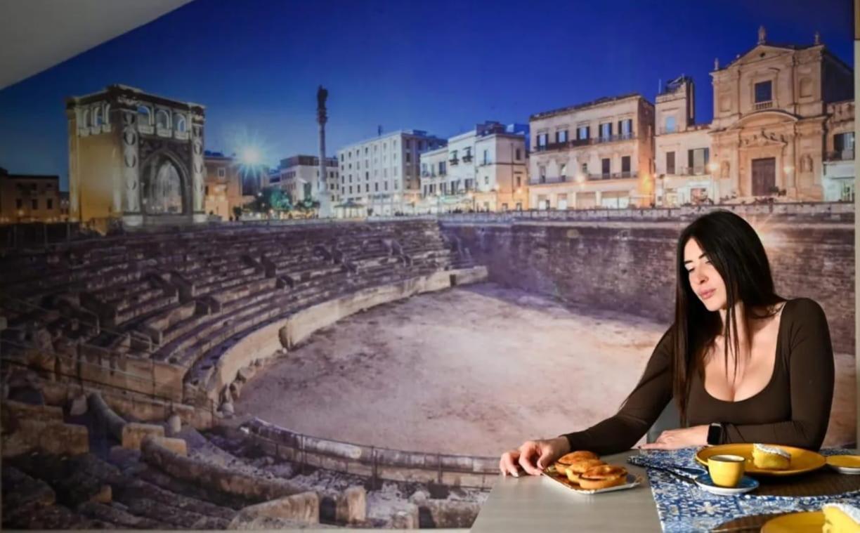 "Il Vecchio Salone" Appartamento In Pieno Centro Con Garage Privato Lecce Kültér fotó