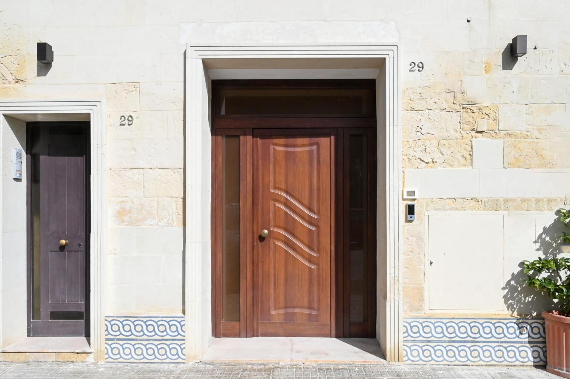 "Il Vecchio Salone" Appartamento In Pieno Centro Con Garage Privato Lecce Kültér fotó